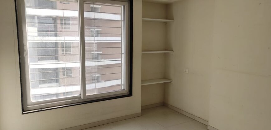 2 BHK Flat For Sale in Magarpatta Road