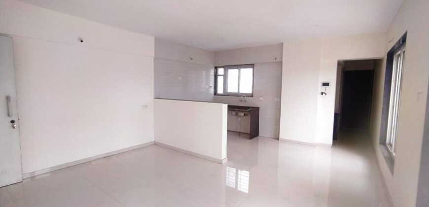 2 BHK Flat For Sale in Magarpatta Road