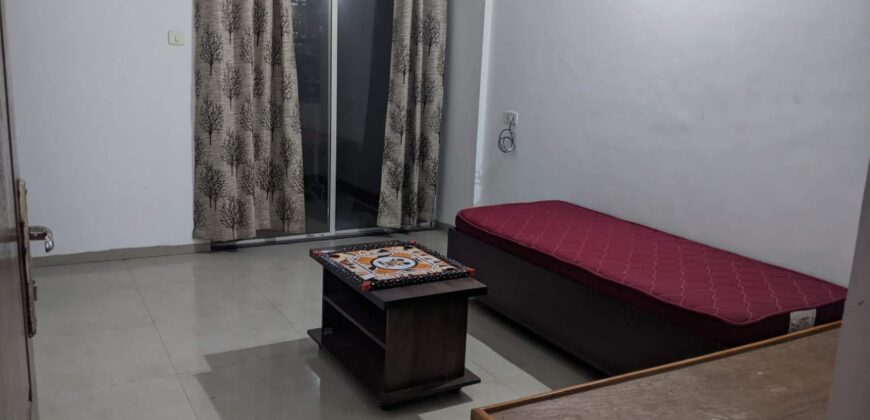 1 BHK Flat For Sale in Magarpara Road Greenfield Society