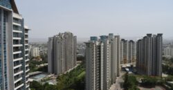 1.5 BHK Flat for Sale in Amanora Park Town Amanora Gateway Towers