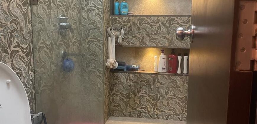 4 BHK Flat For Sale